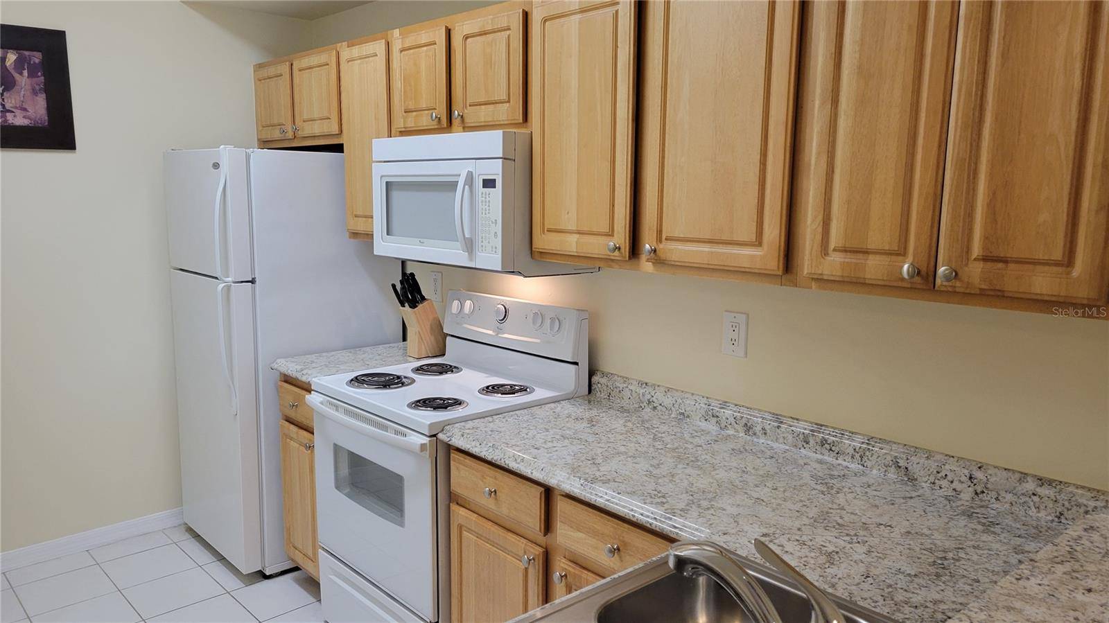 Sarasota, FL 34235,5711 BENTGRASS DR #202