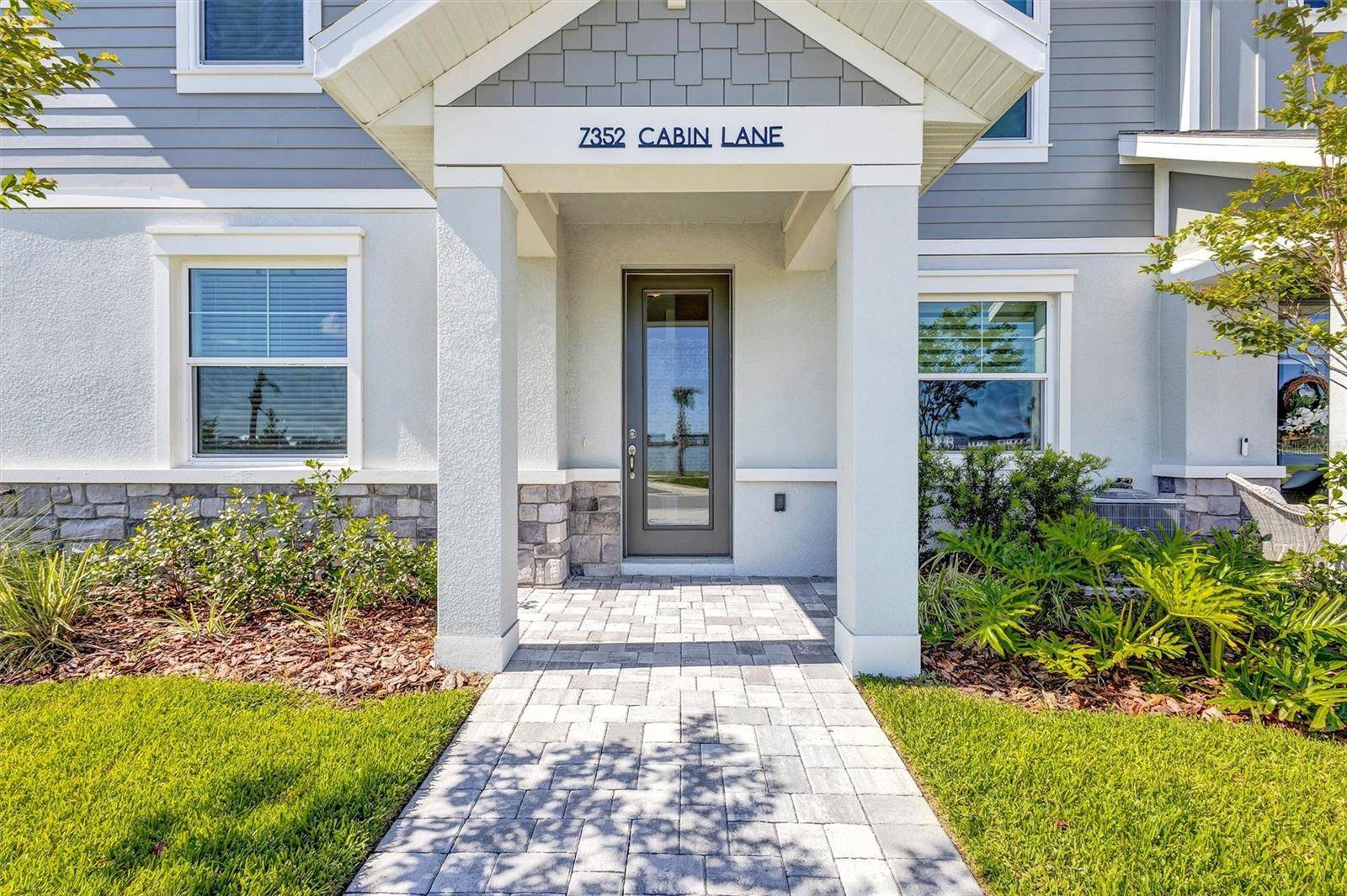 Sarasota, FL 34240,7352 CABIN LN