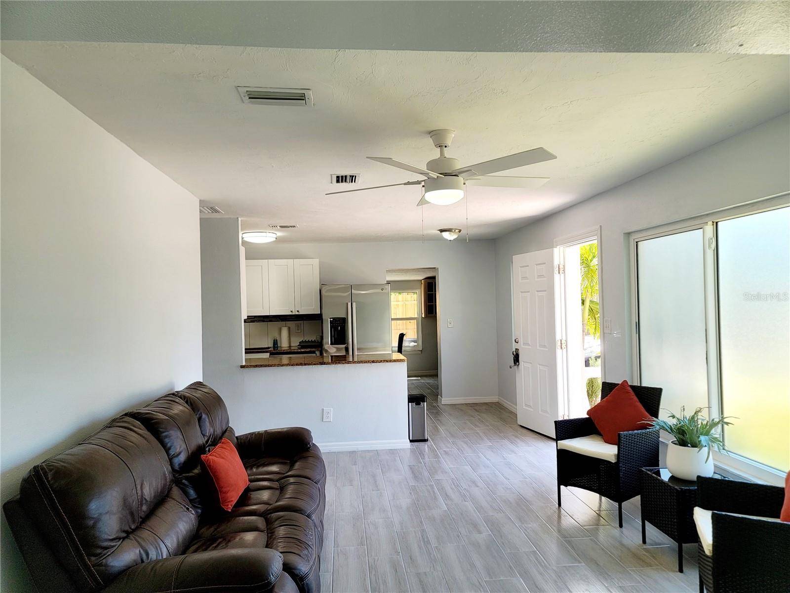 Sarasota, FL 34232,2035 VINSON AVE