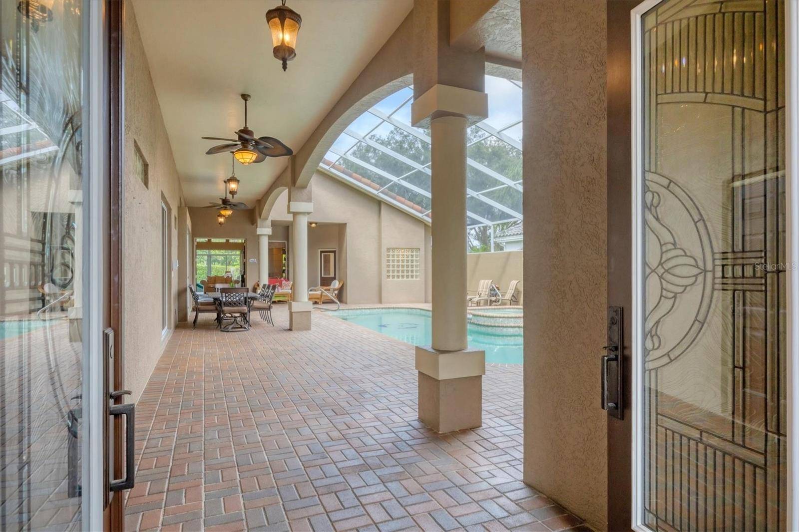 Sarasota, FL 34240,2518 DICK WILSON DR