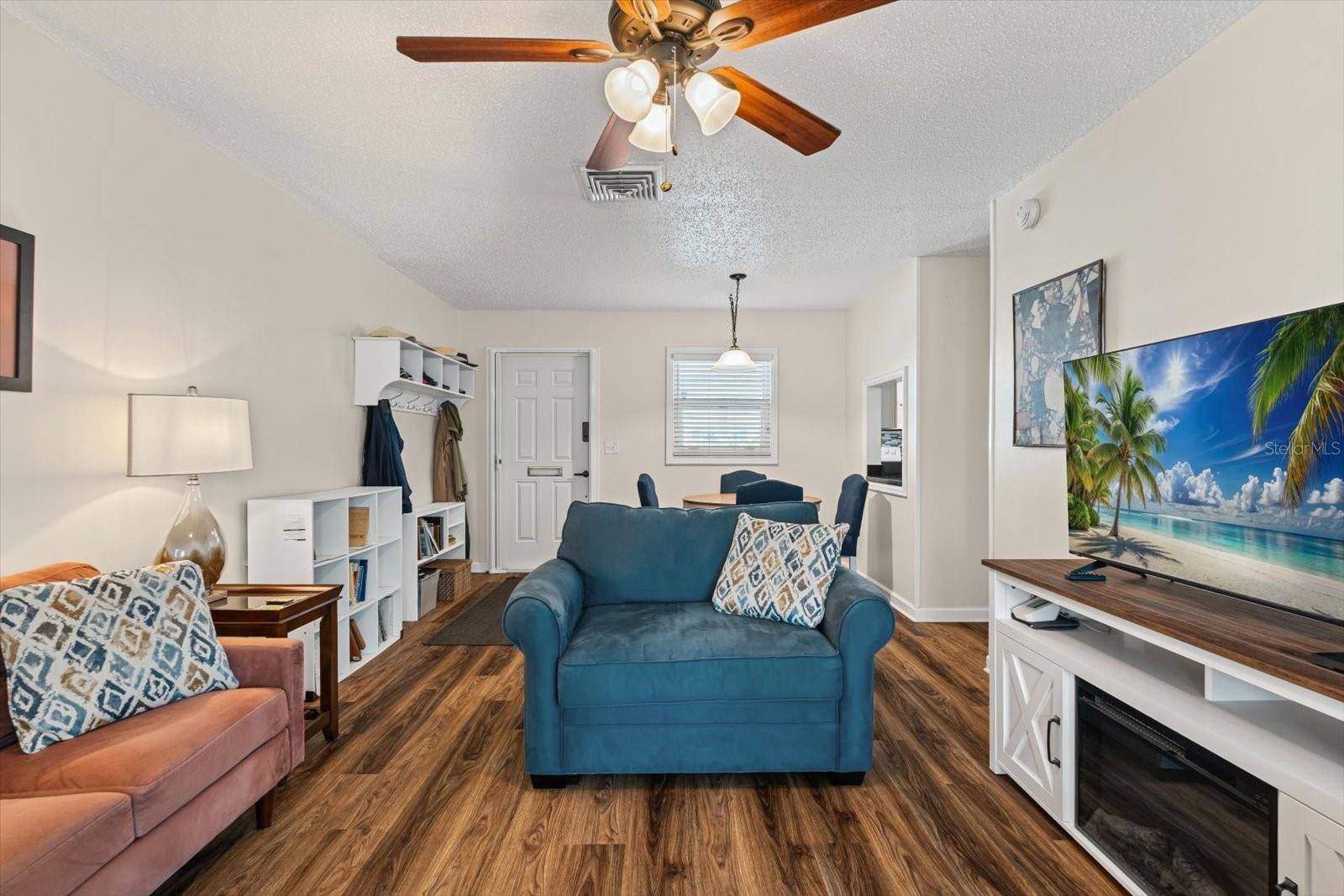 Bradenton, FL 34207,6016 HIBISCUS DR
