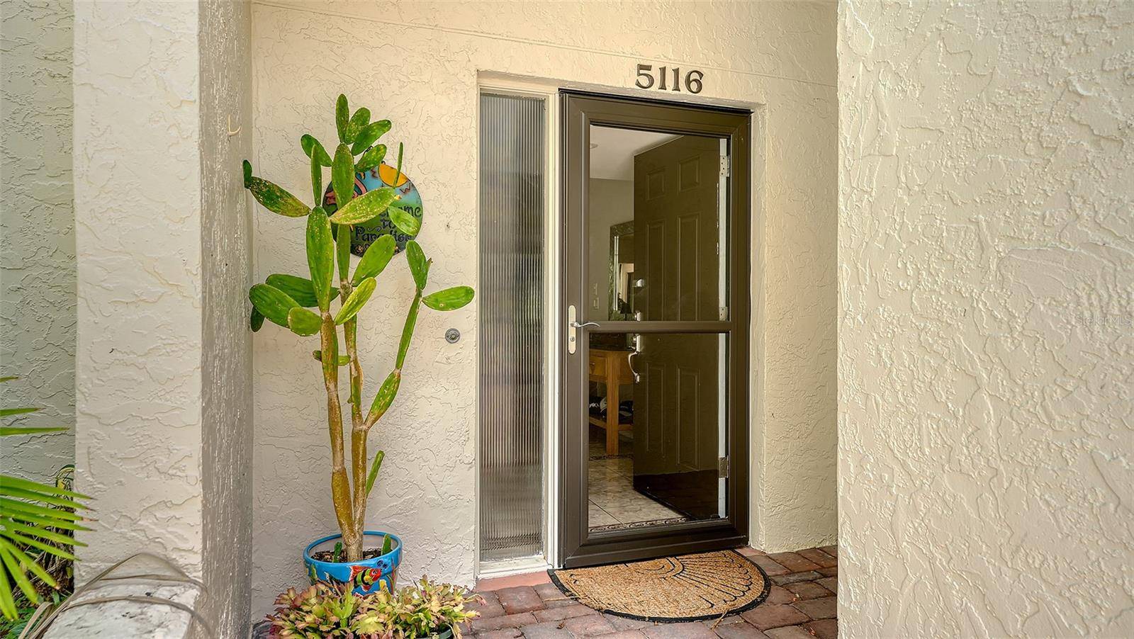 Sarasota, FL 34235,5116 MARSH FIELD RD #63