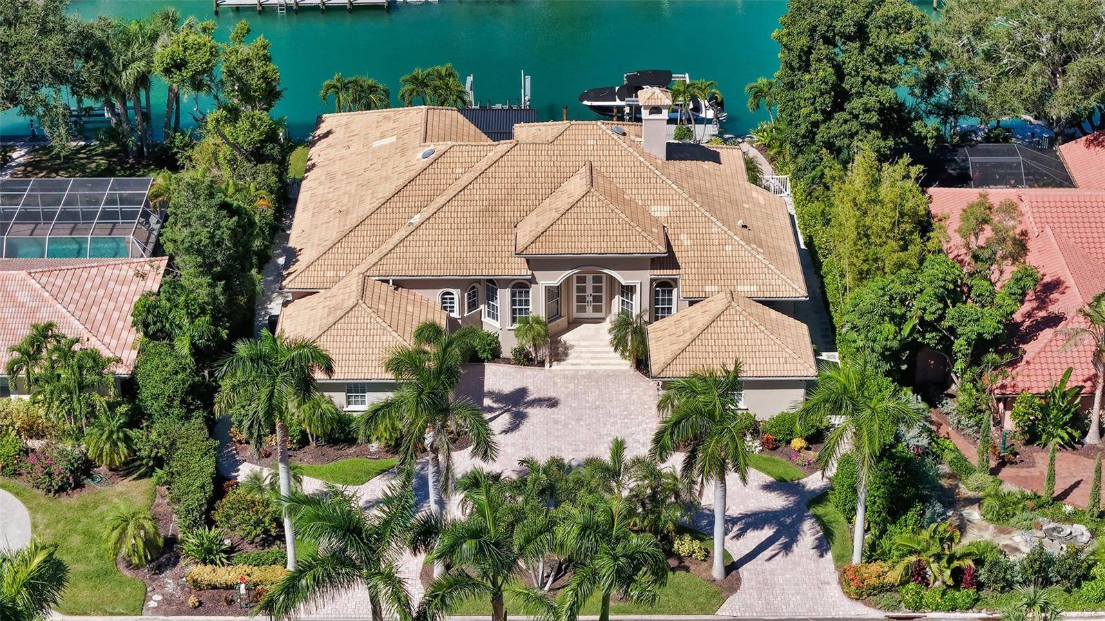 Sarasota, FL 34236,624 MOURNING DOVE DR