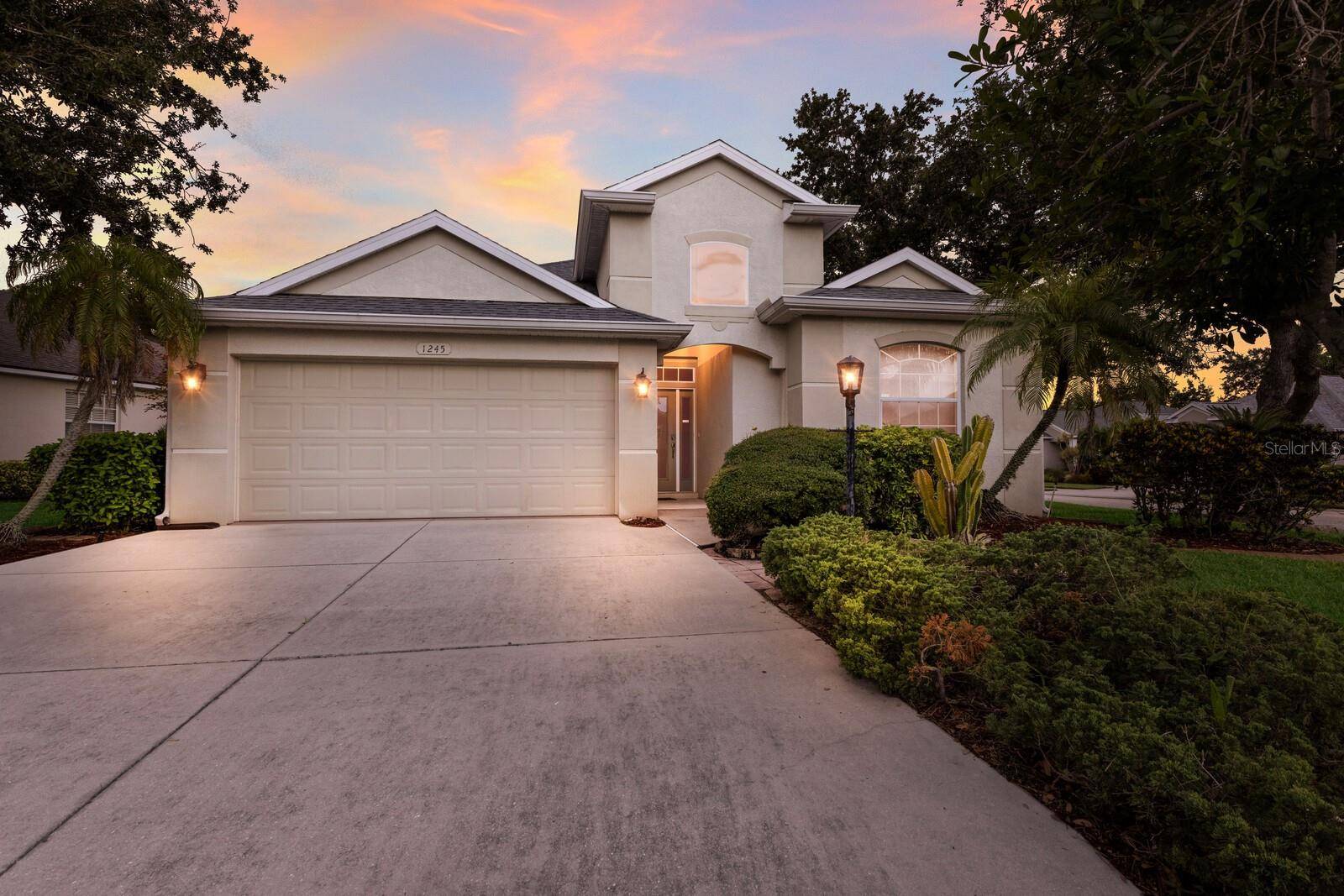 Bradenton, FL 34212,1245 MILLBROOK CIR