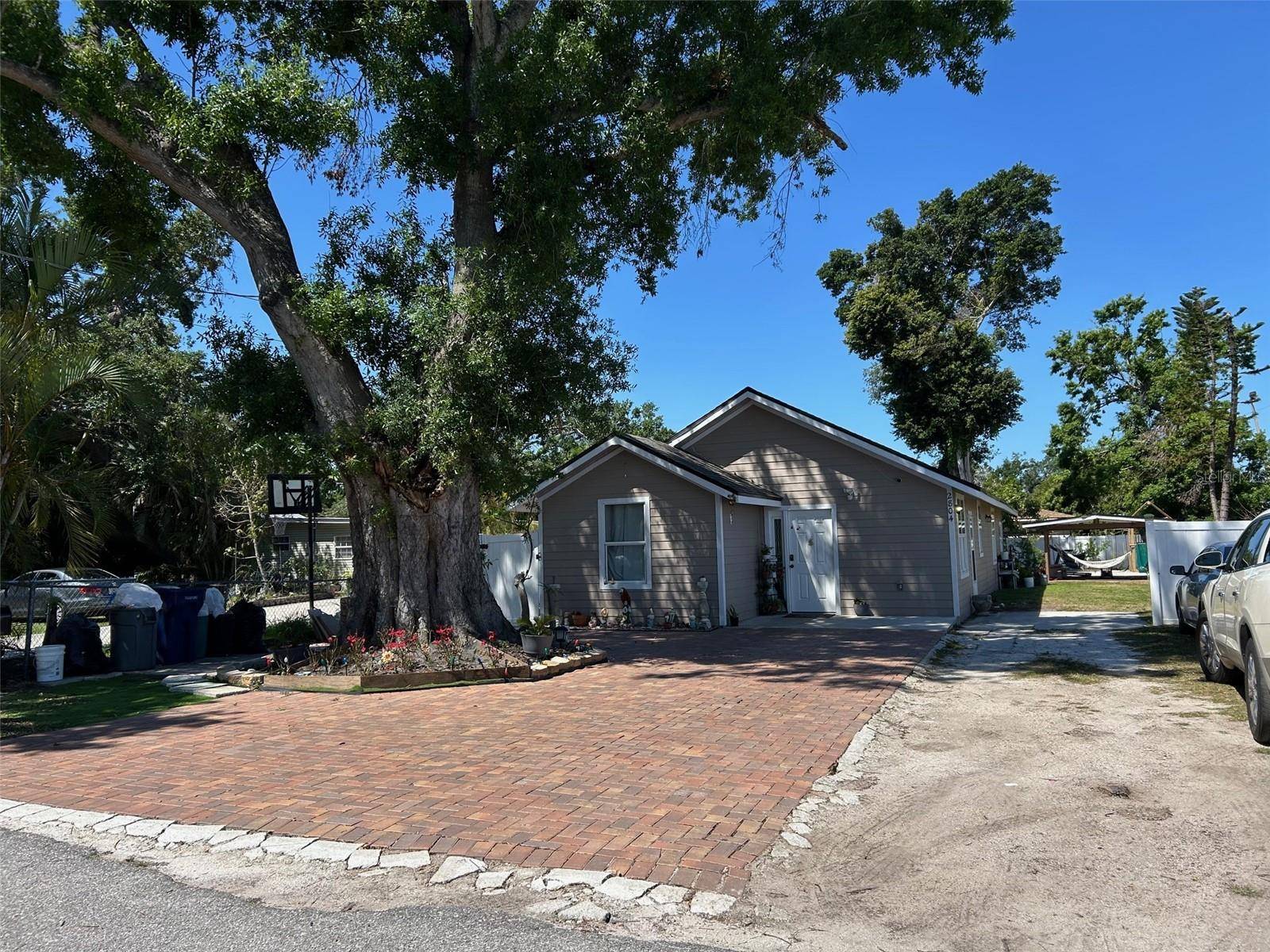 Bradenton, FL 34208,2804 11TH STREET CT E