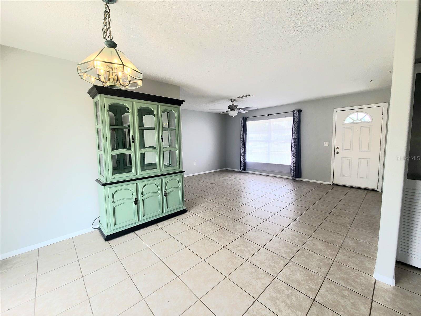 Bradenton, FL 34205,3526 SOUTHERN Pkwy W