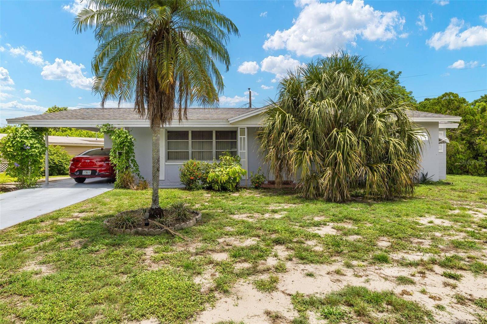 Lehigh Acres, FL 33936,326 CANYON DR N