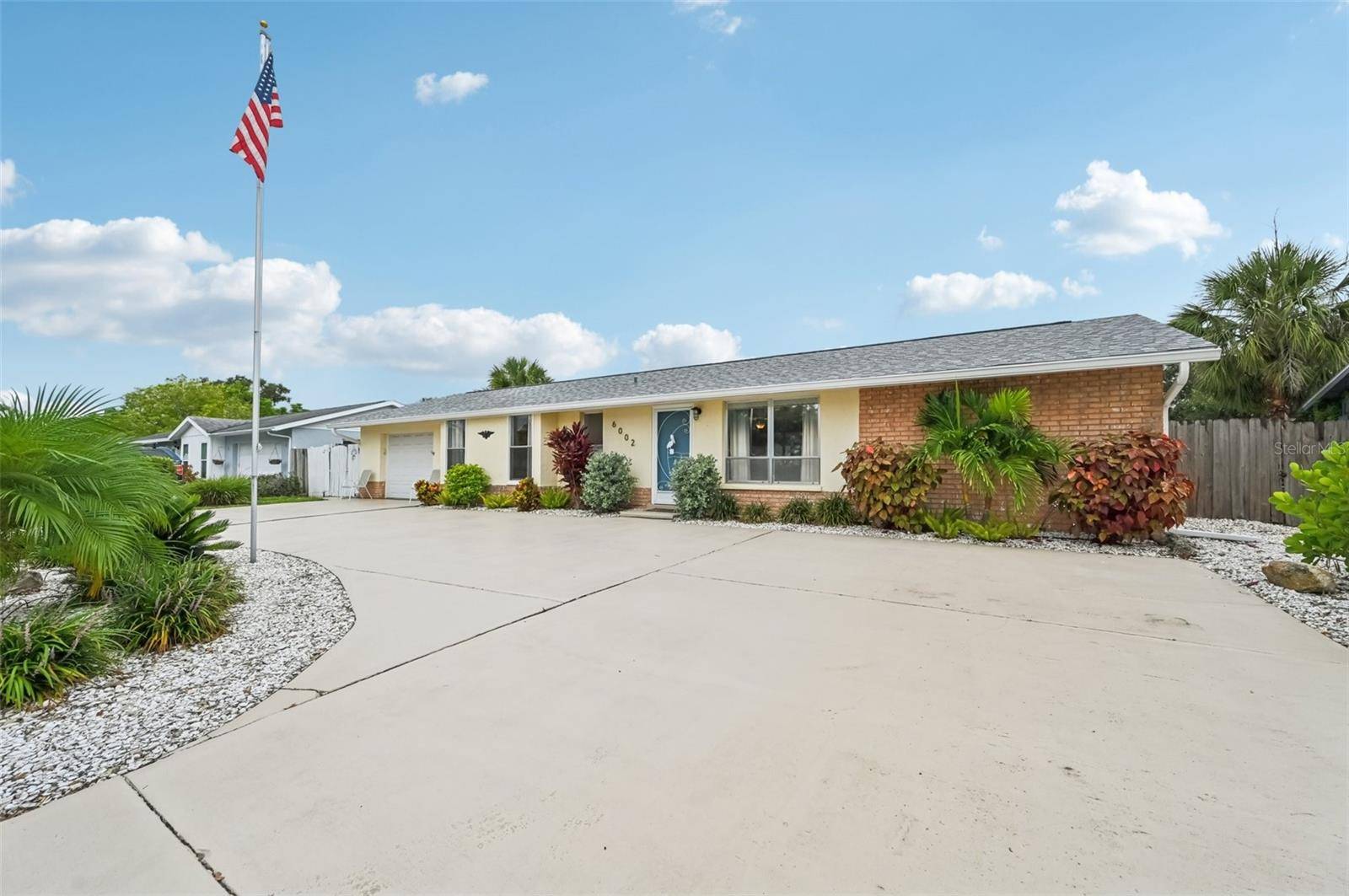 Bradenton, FL 34209,6002 34TH AVE W