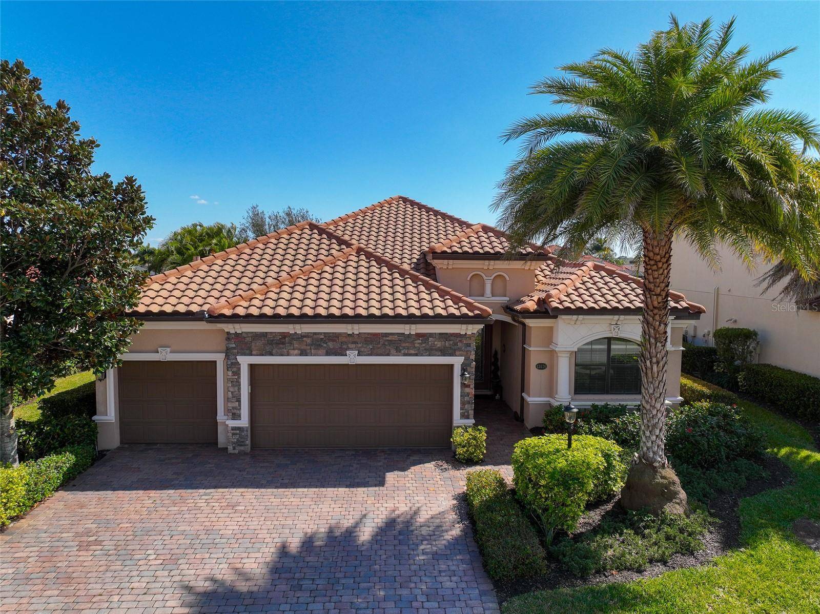 Bradenton, FL 34211,13026 RAMBLEWOOD TRL