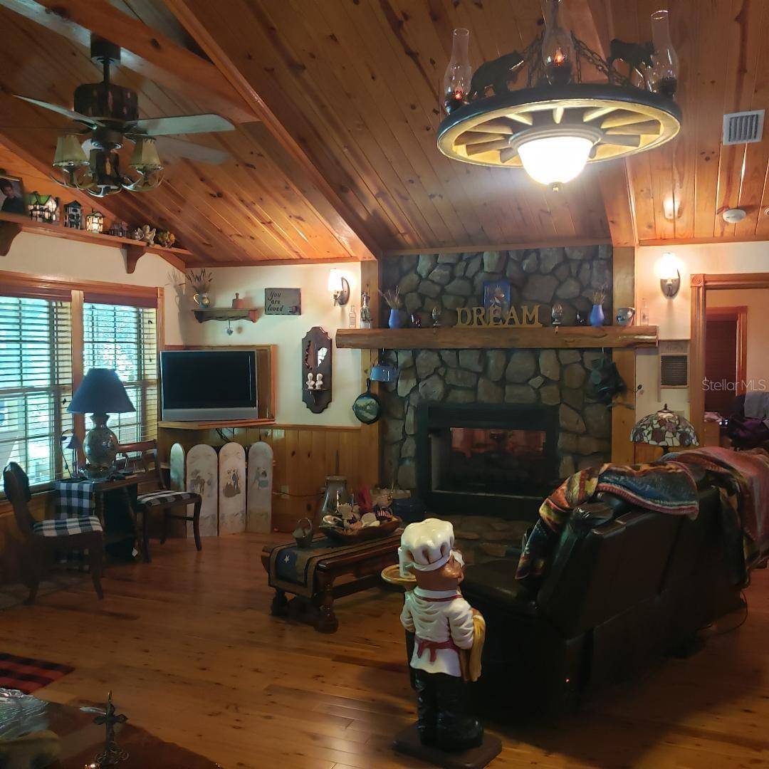 Branford, FL 32008,28063 31ST RD
