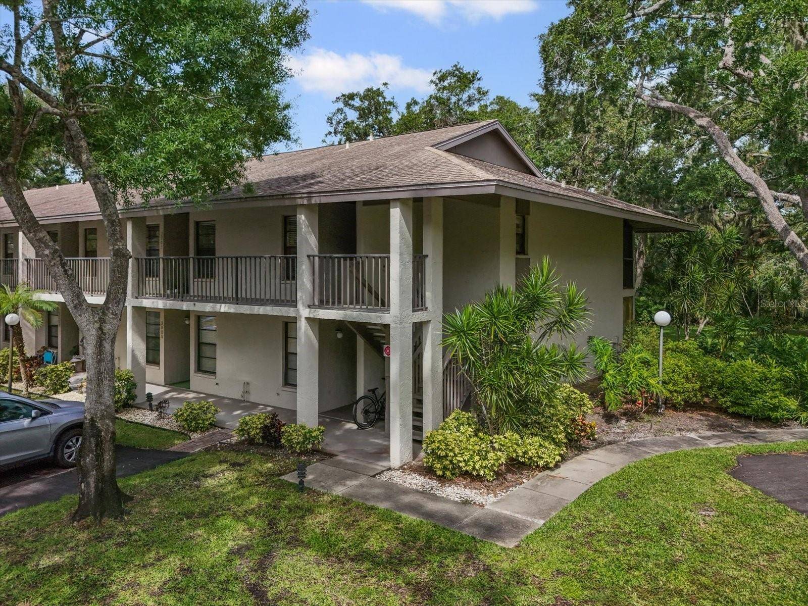 Sarasota, FL 34235,3003 QUAIL HOLW #10
