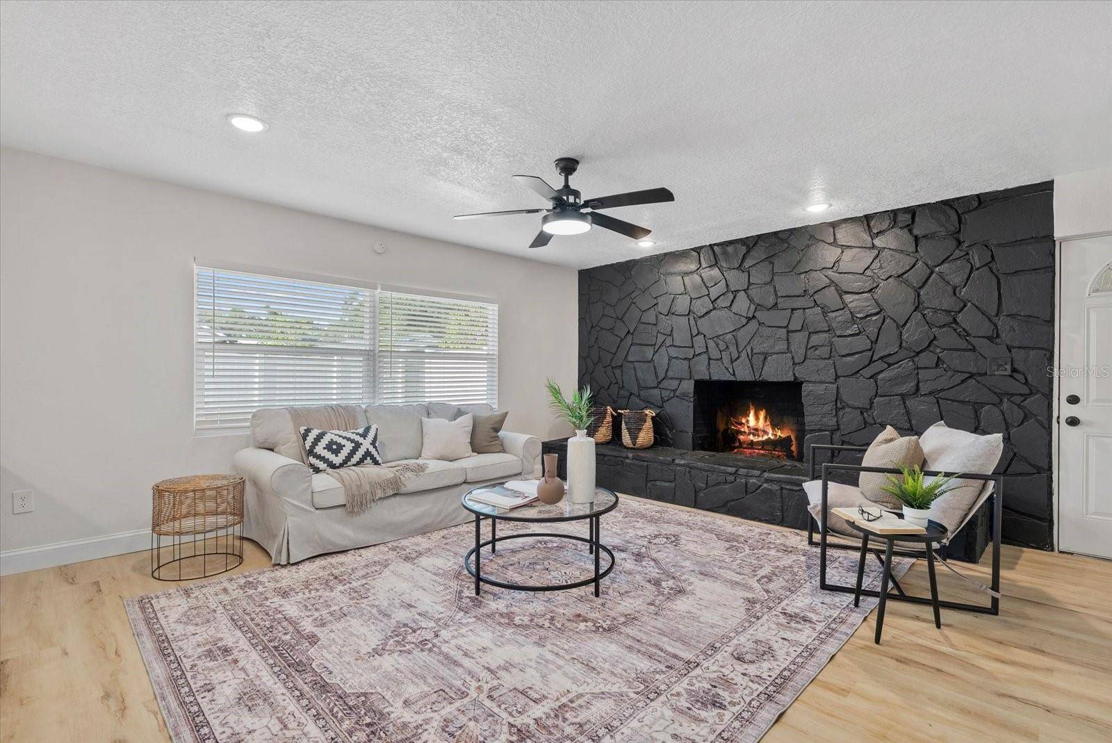 St Petersburg, FL 33703,5718 MAGNOLIA ST N