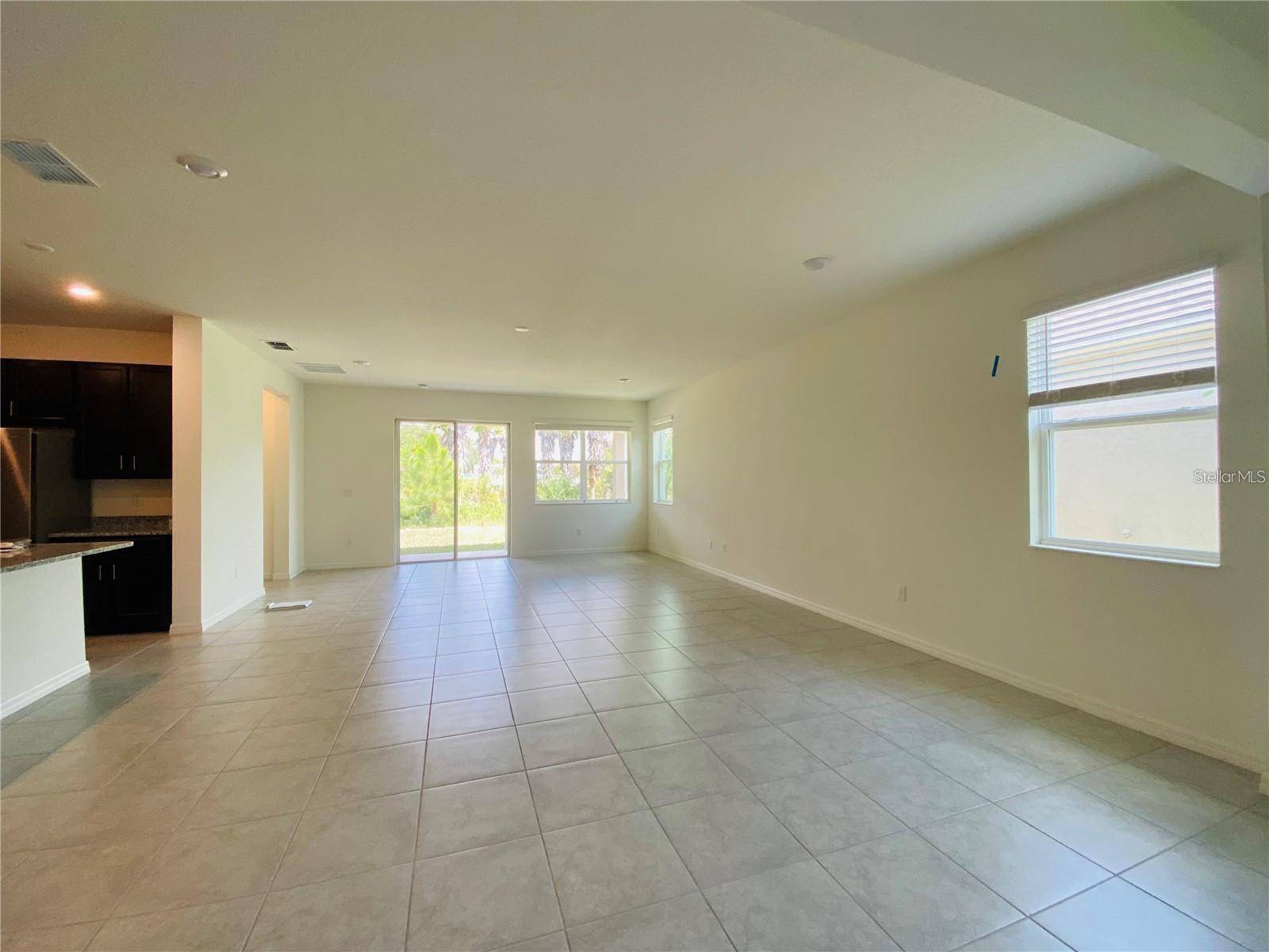 Bradenton, FL 34211,5707 143RD CT E
