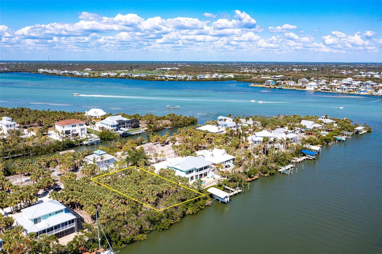 Placida, FL 33946,72 PALM DR