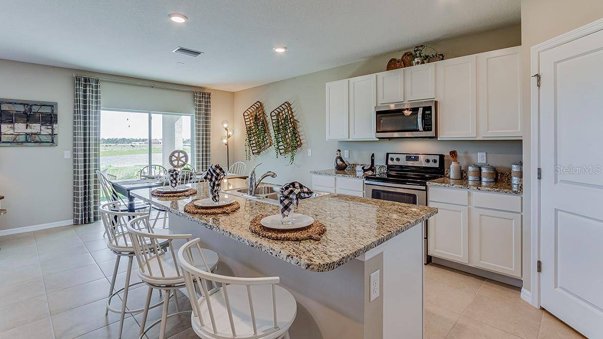 Palmetto, FL 34221,4328 112TH ST E