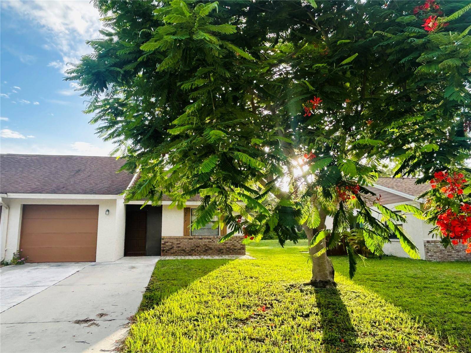 Sarasota, FL 34232,5717 DEER HOLLOW TRL