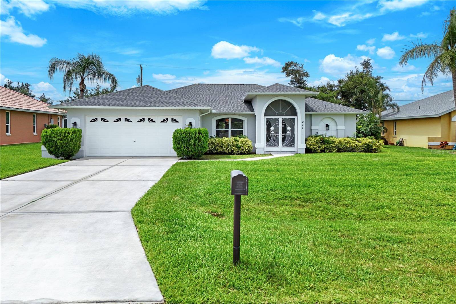 Cape Coral, FL 33990,204 SE 19TH TER