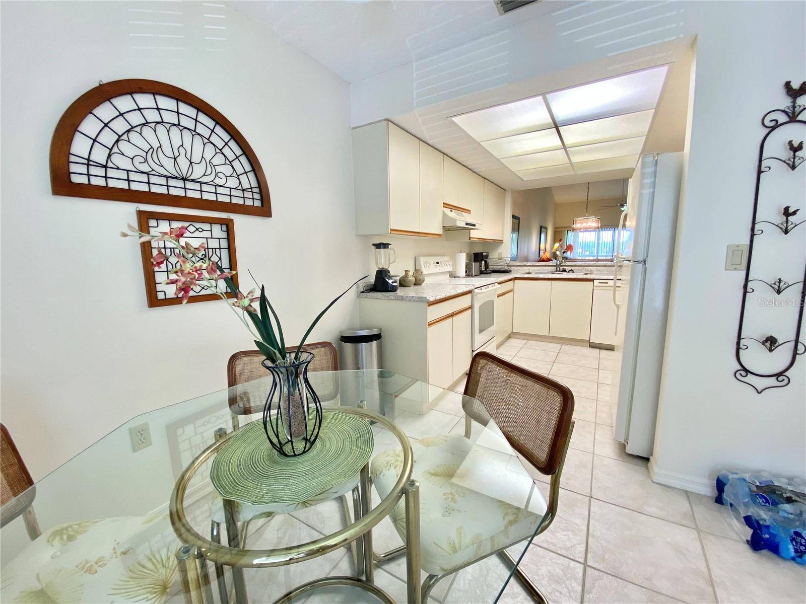 Sarasota, FL 34243,6211 TIMBER LAKE DR #B6