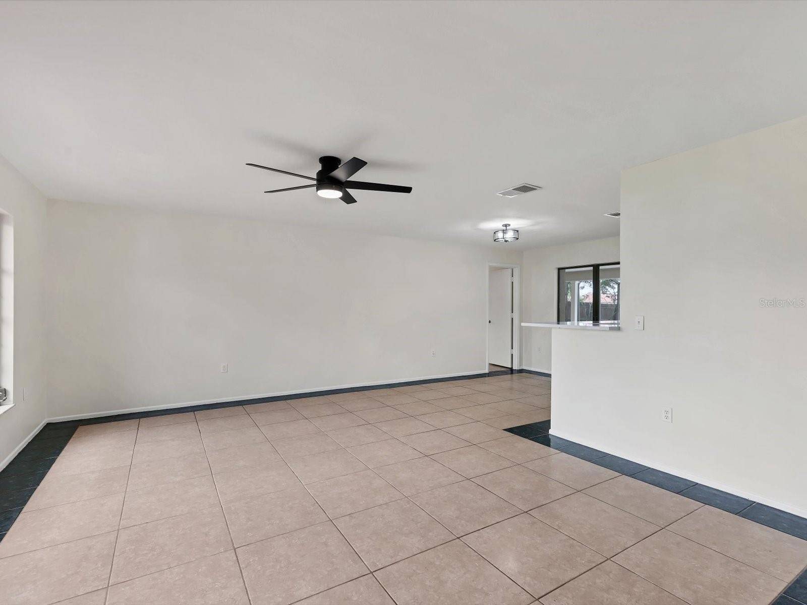 Sarasota, FL 34235,2102 COUNTRY MEADOWS PL