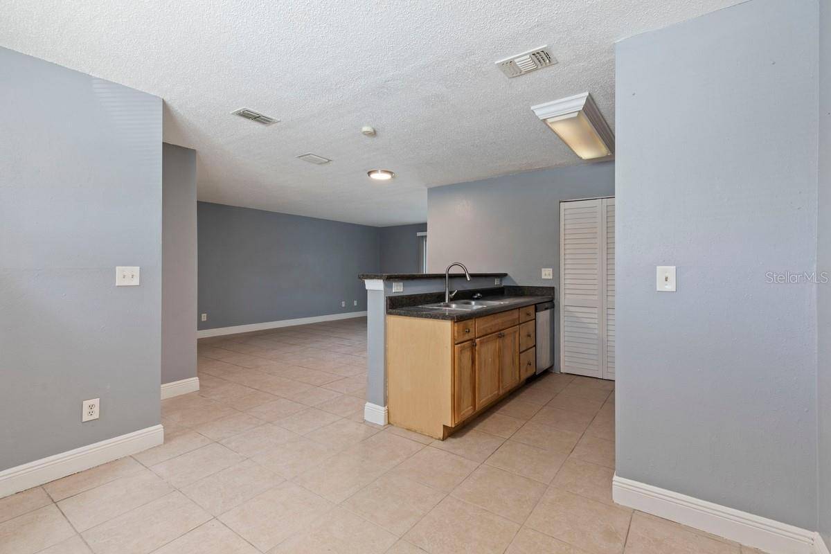 Largo, FL 33771,7298 ULMERTON RD #202