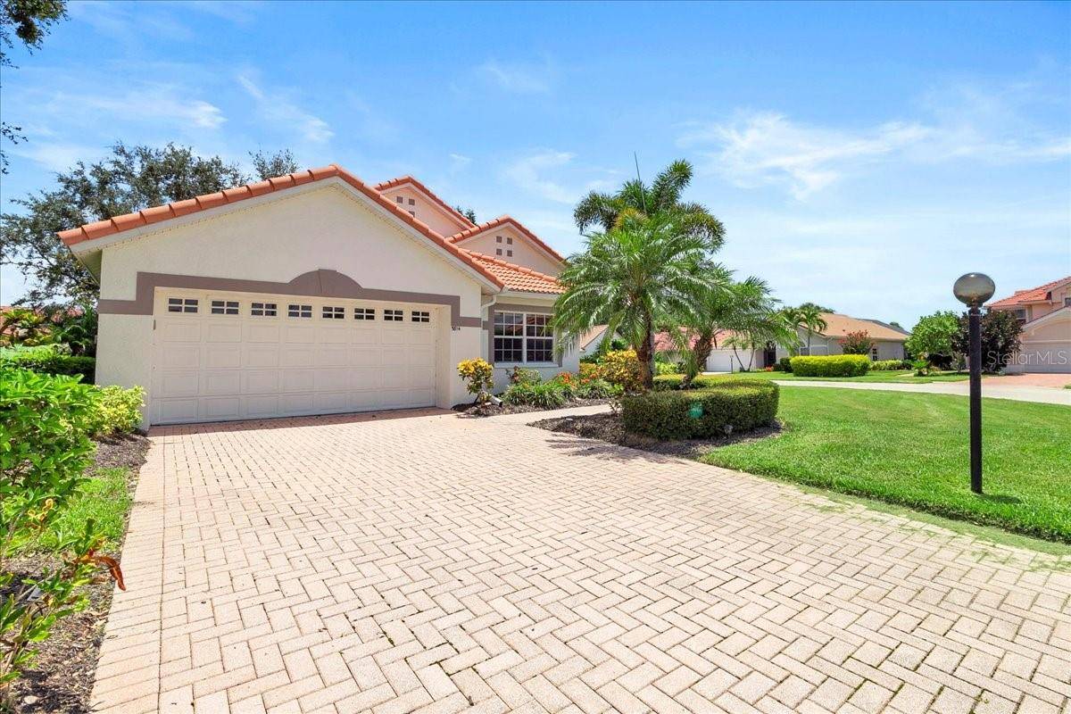 Sarasota, FL 34243,5814 FAIRWOODS CIR