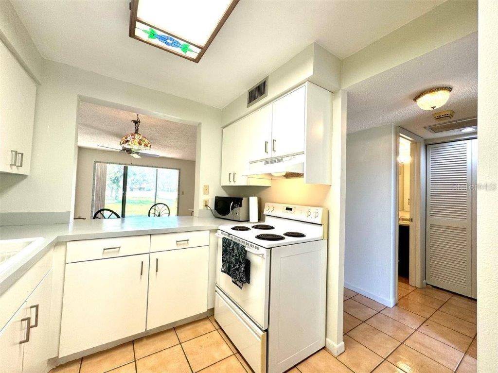Sarasota, FL 34235,4512 LONGWATER #27