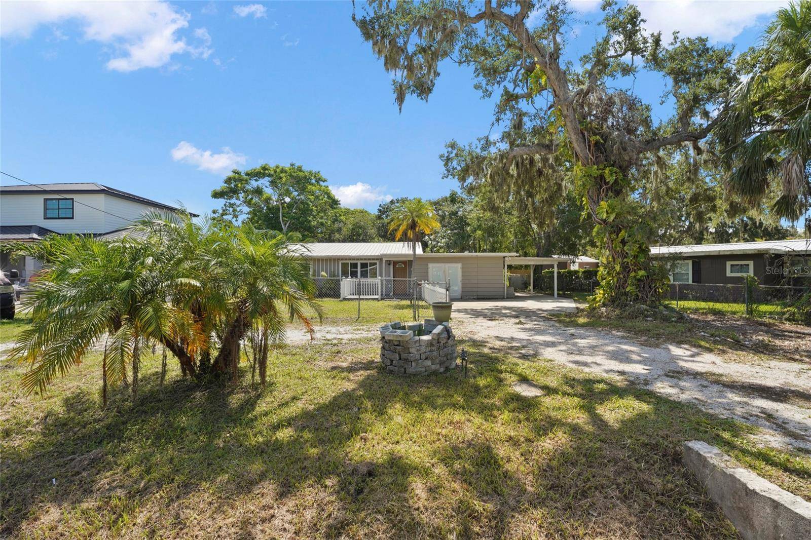 Sarasota, FL 34237,1013 CRONLEY PL