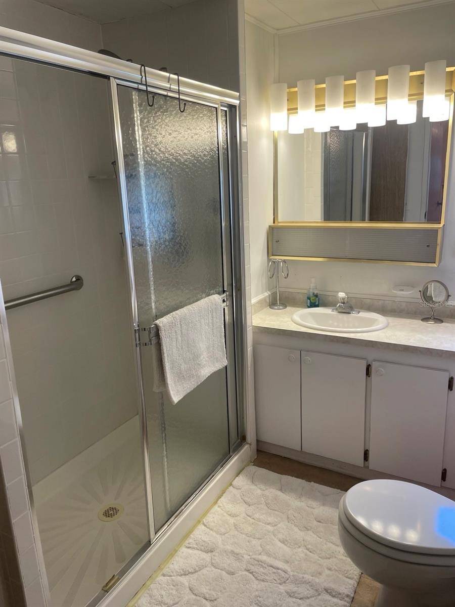Bradenton, FL 34203,5316 53RD AVE E #B18