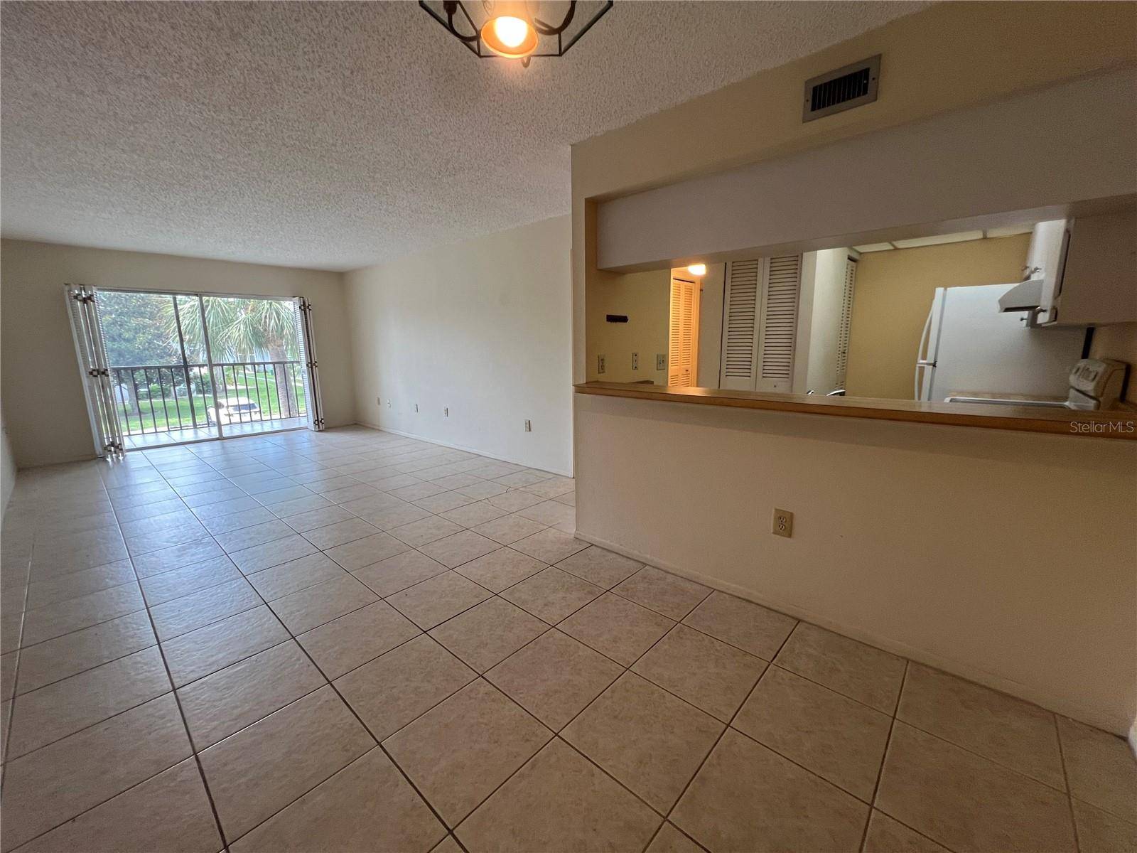 Sarasota, FL 34232,3231 BENEVA RD #202