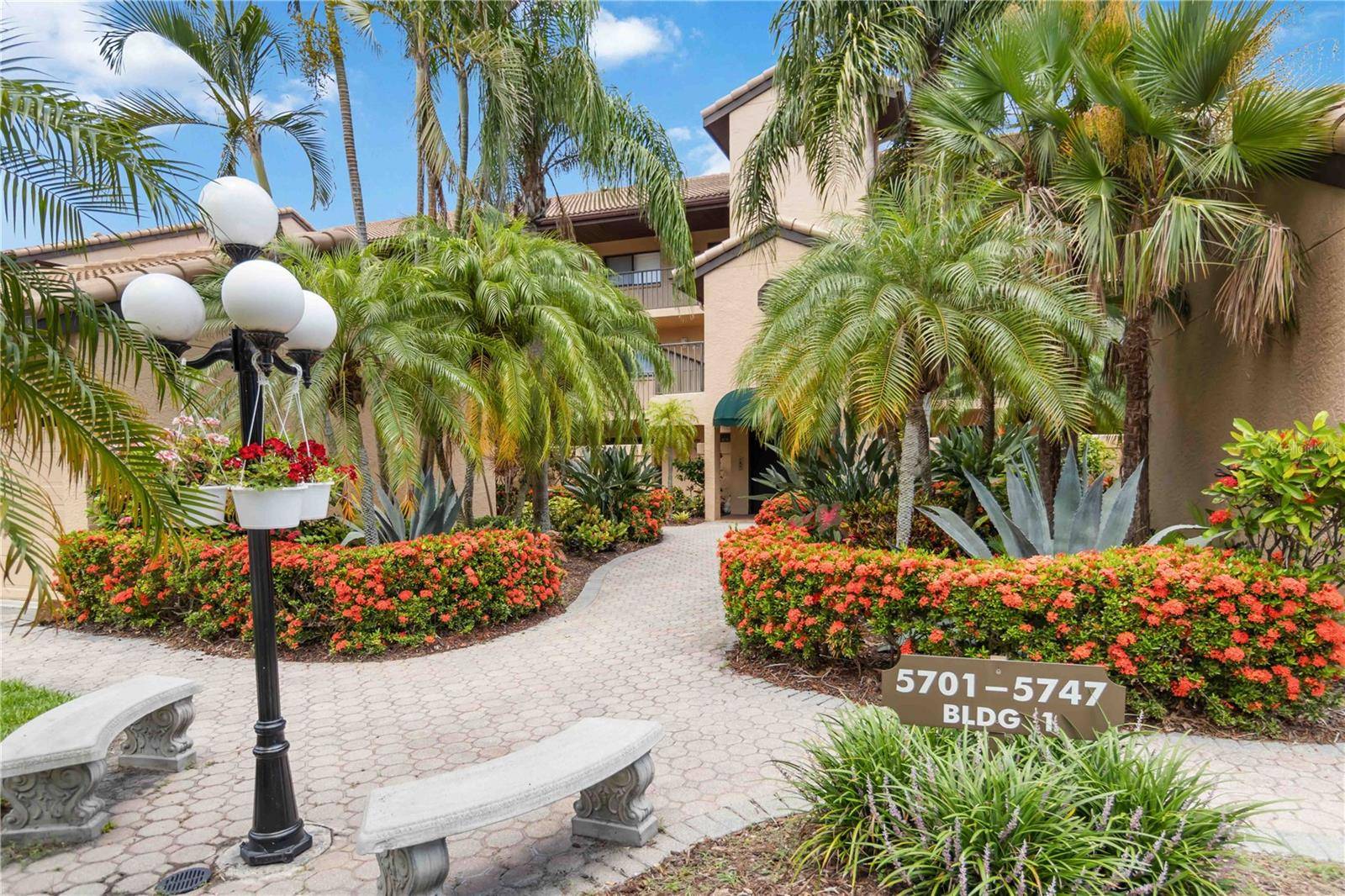 Sarasota, FL 34231,5705 ASHTON WAY #5705
