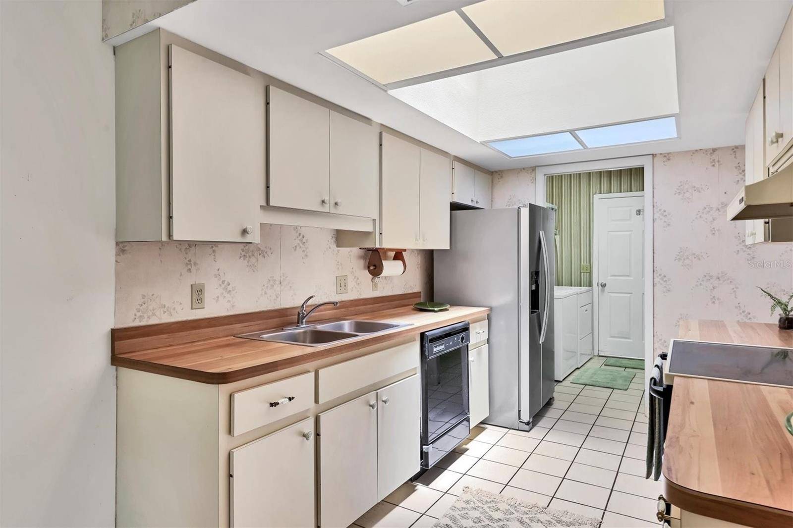 Sarasota, FL 34231,3557 WILKINSON WOODS DRIVE