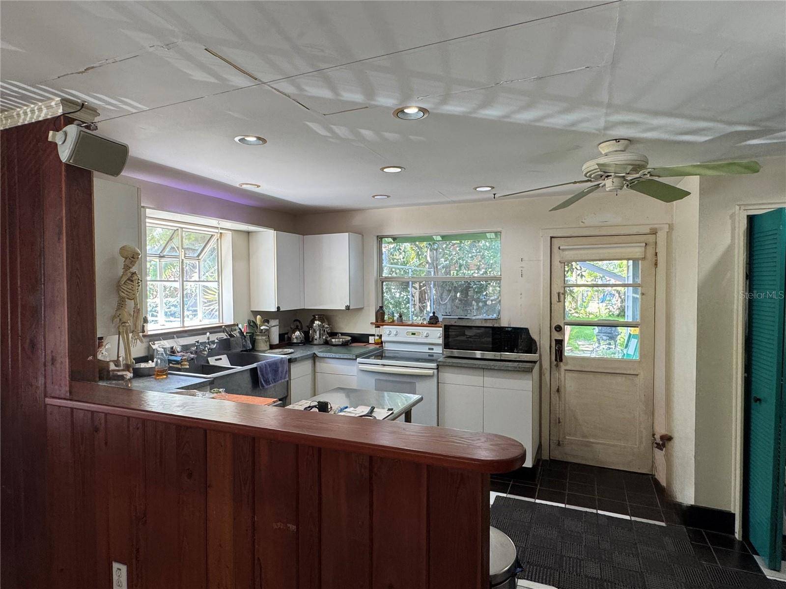 Sarasota, FL 34234,1109 PATTERSON DR