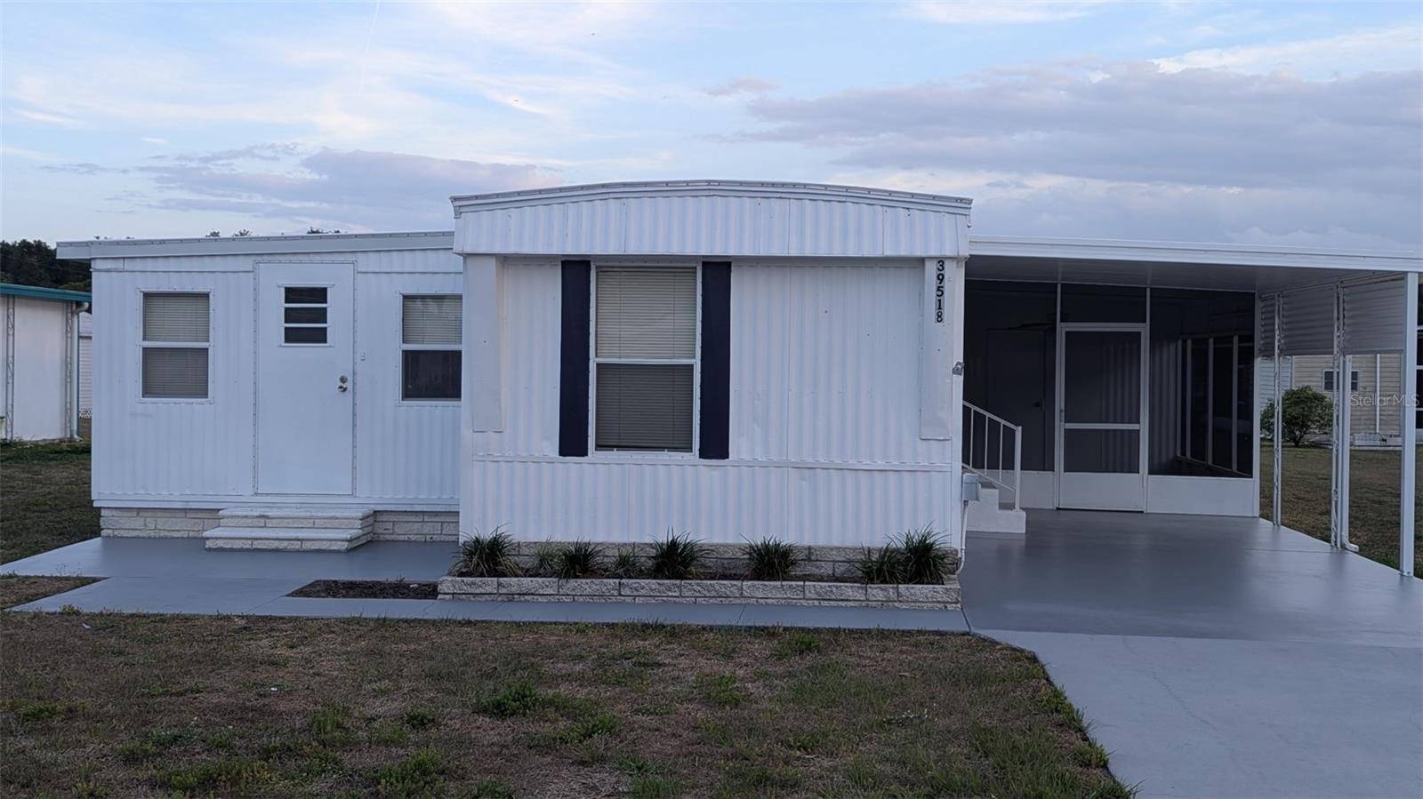 Zephyrhills, FL 33542,39518 STERLING DR