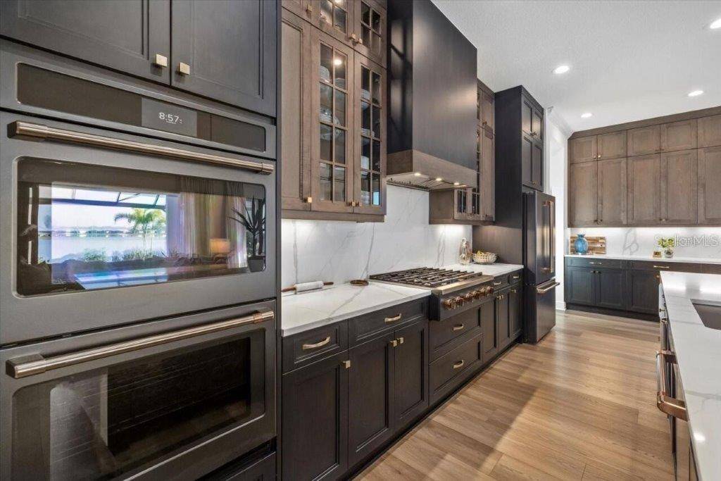 Sarasota, FL 34240,6349 ISLA DEL RAY AVE