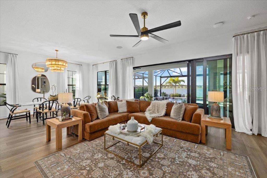 Sarasota, FL 34240,6349 ISLA DEL RAY AVE