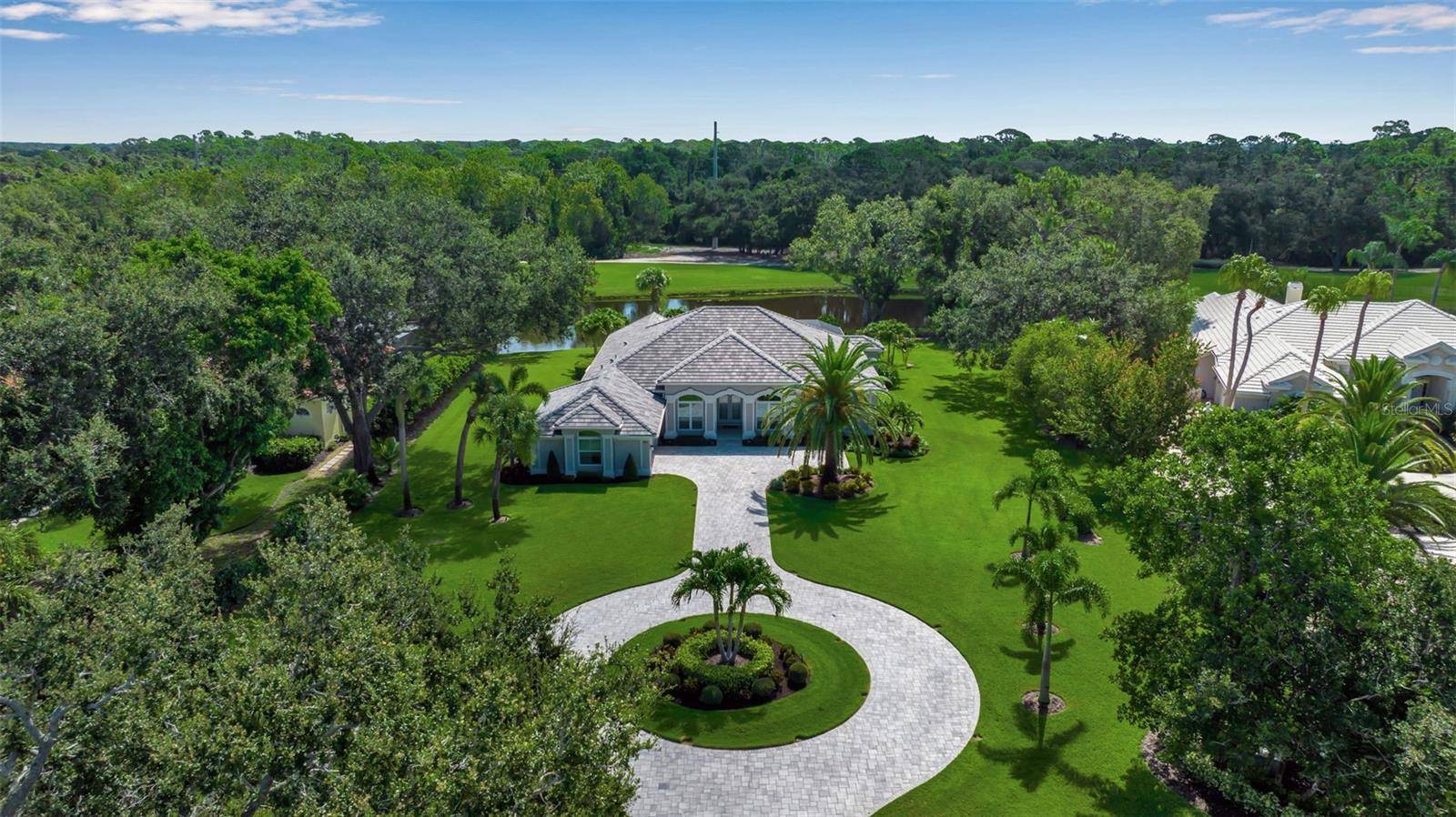 Osprey, FL 34229,462 E MACEWEN DR