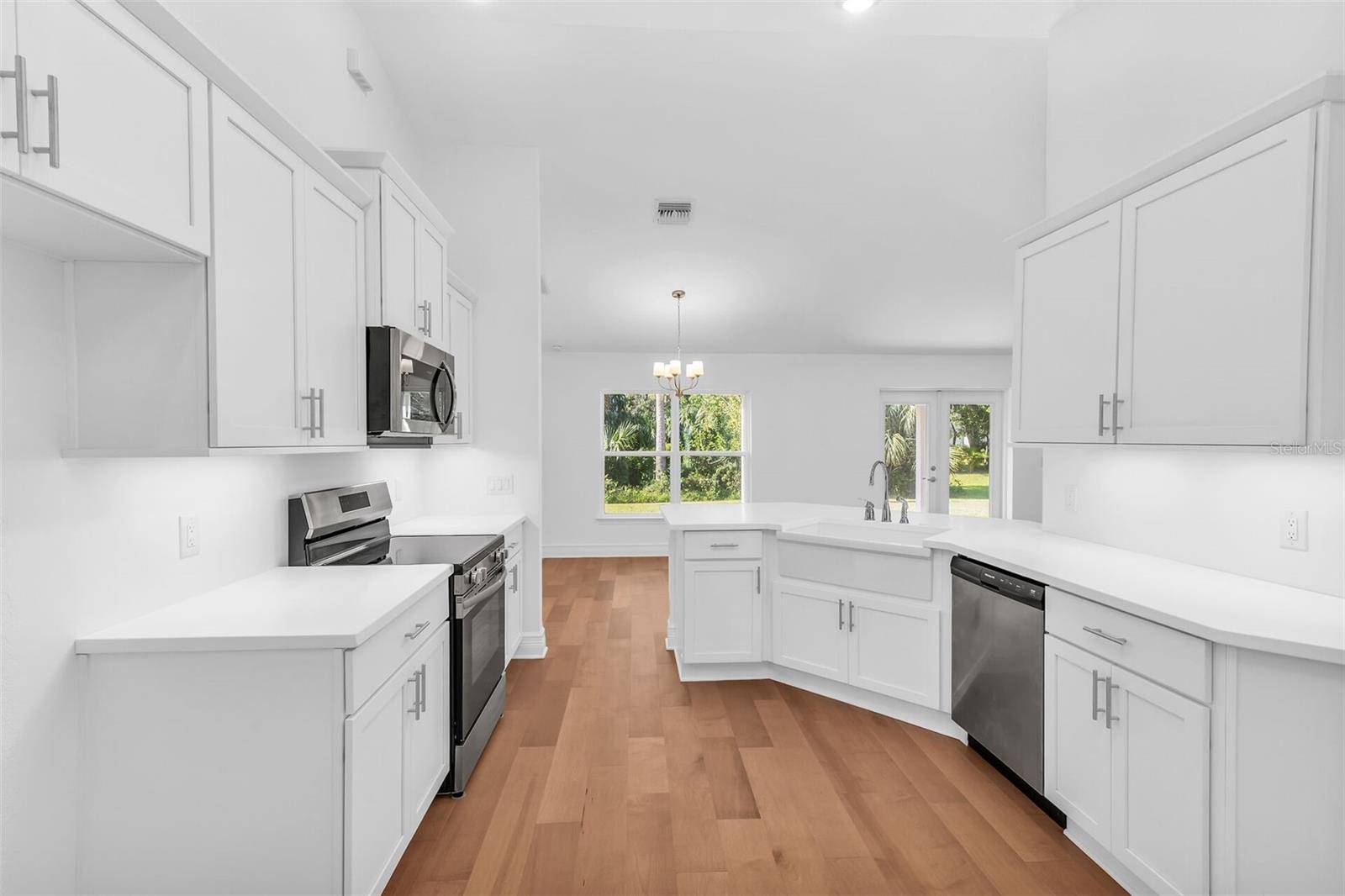 Punta Gorda, FL 33983,27471 DEEP CREEK BLVD