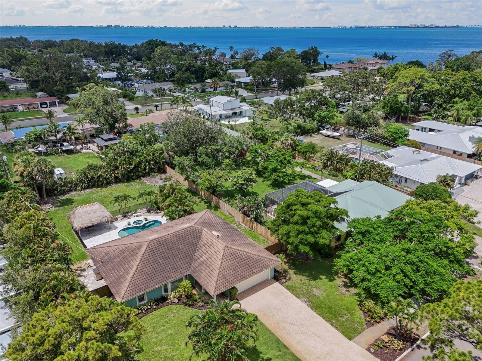 Sarasota, FL 34243,344 BERNARD AVE