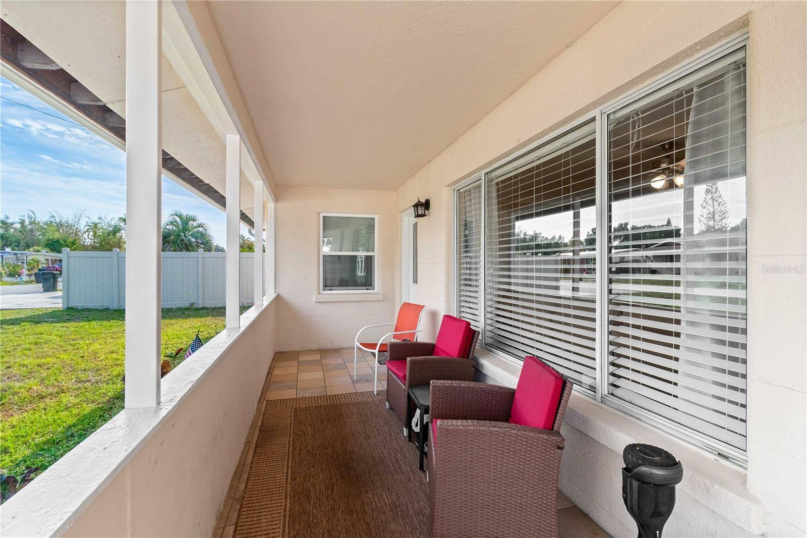 Sarasota, FL 34231,2108 OUTER DR