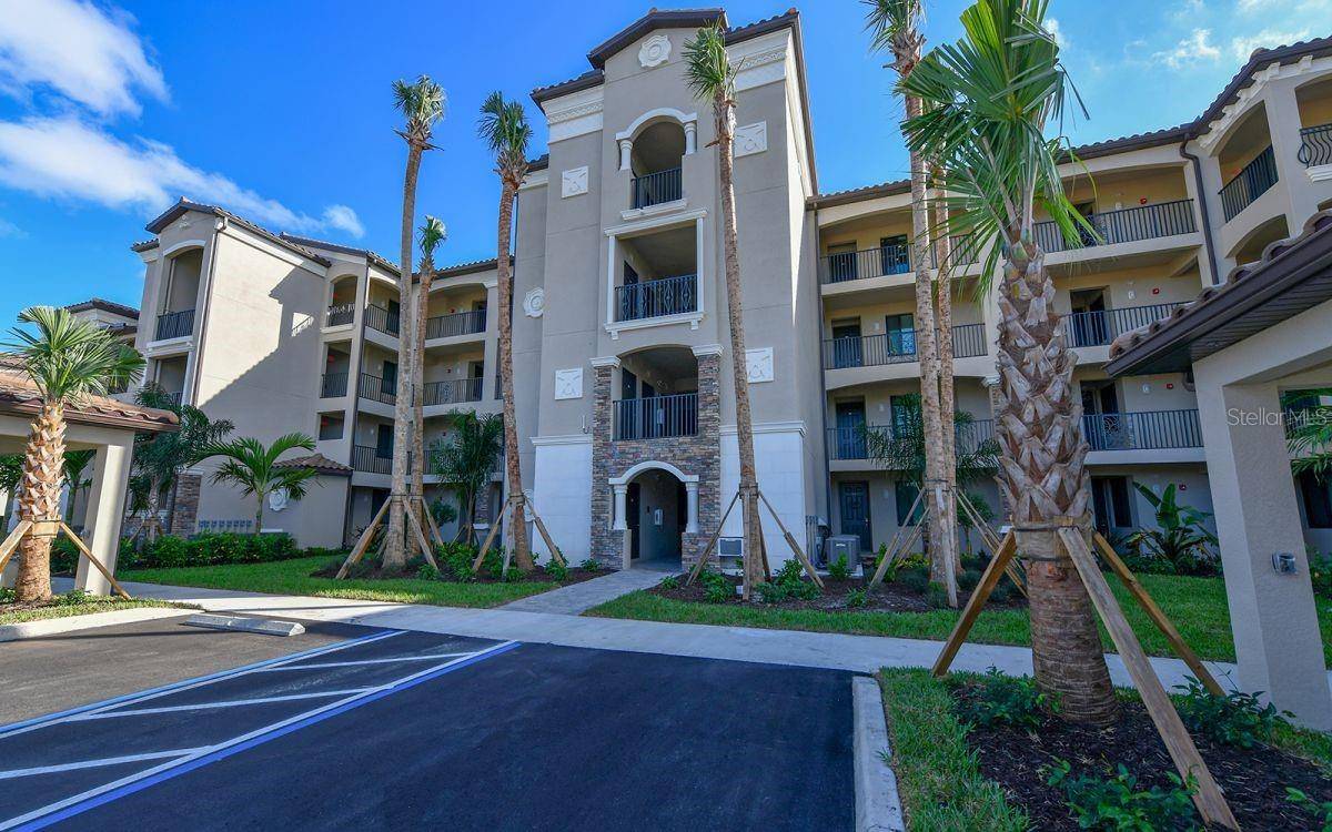 Bradenton, FL 34211,17006 VARDON TER #208