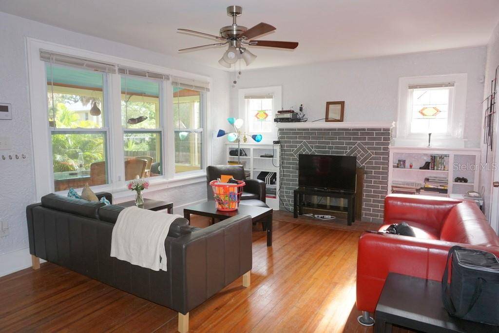 Sarasota, FL 34234,1225 46TH ST