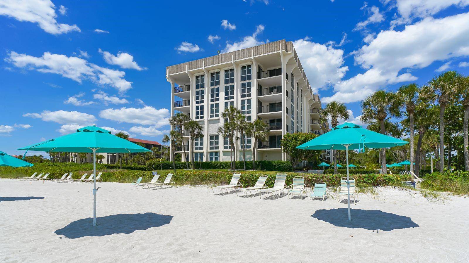 Longboat Key, FL 34228,1701 GULF OF MEXICO DR #404