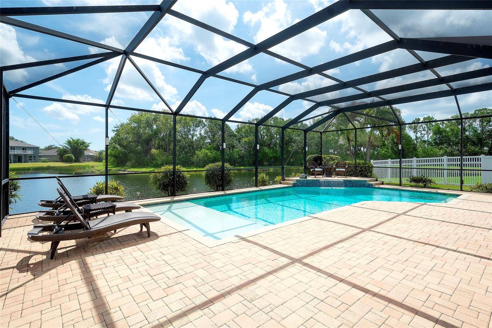 Bradenton, FL 34203,6153 41ST ST E