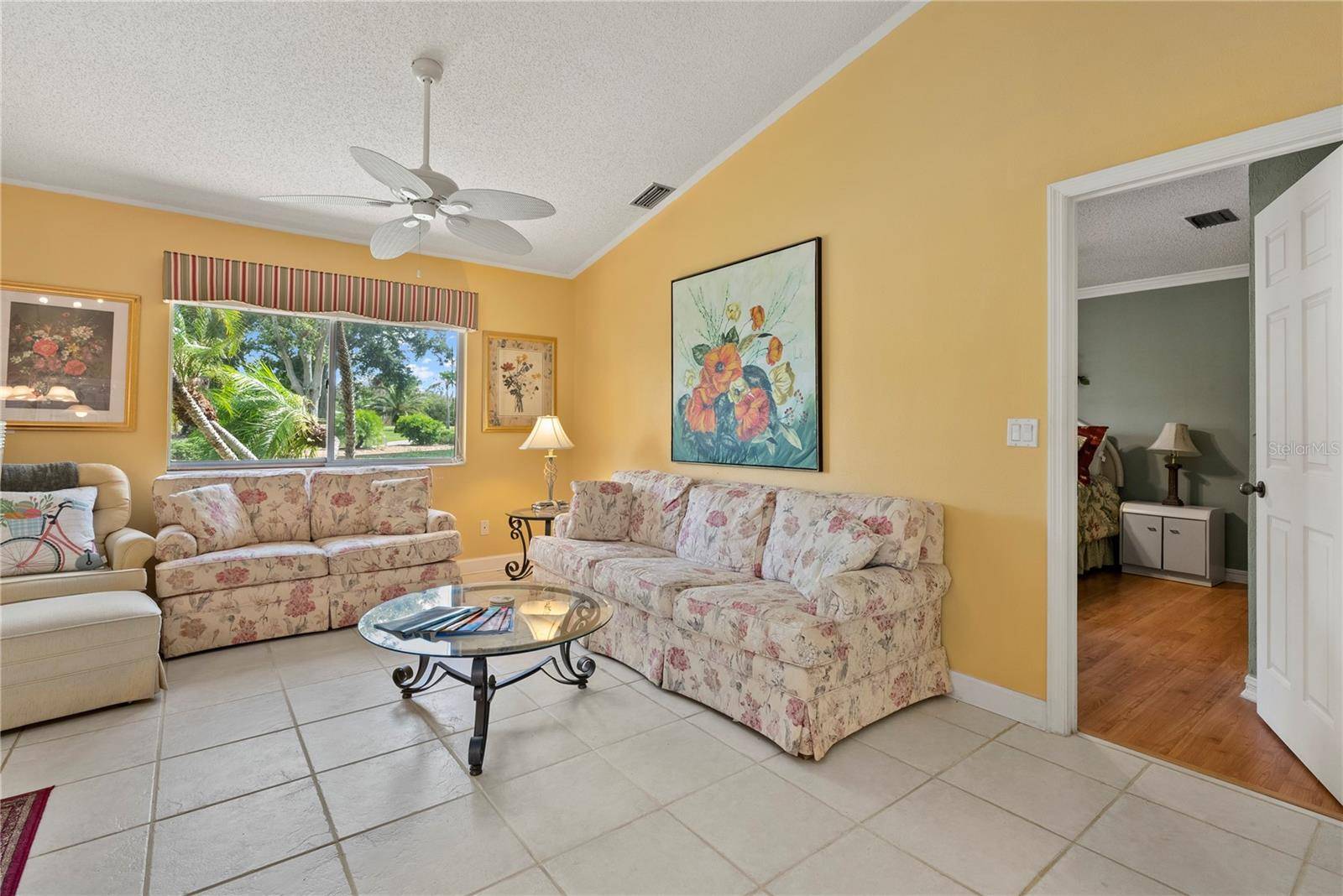 Venice, FL 34293,3001 SEAWIND CIR #10C