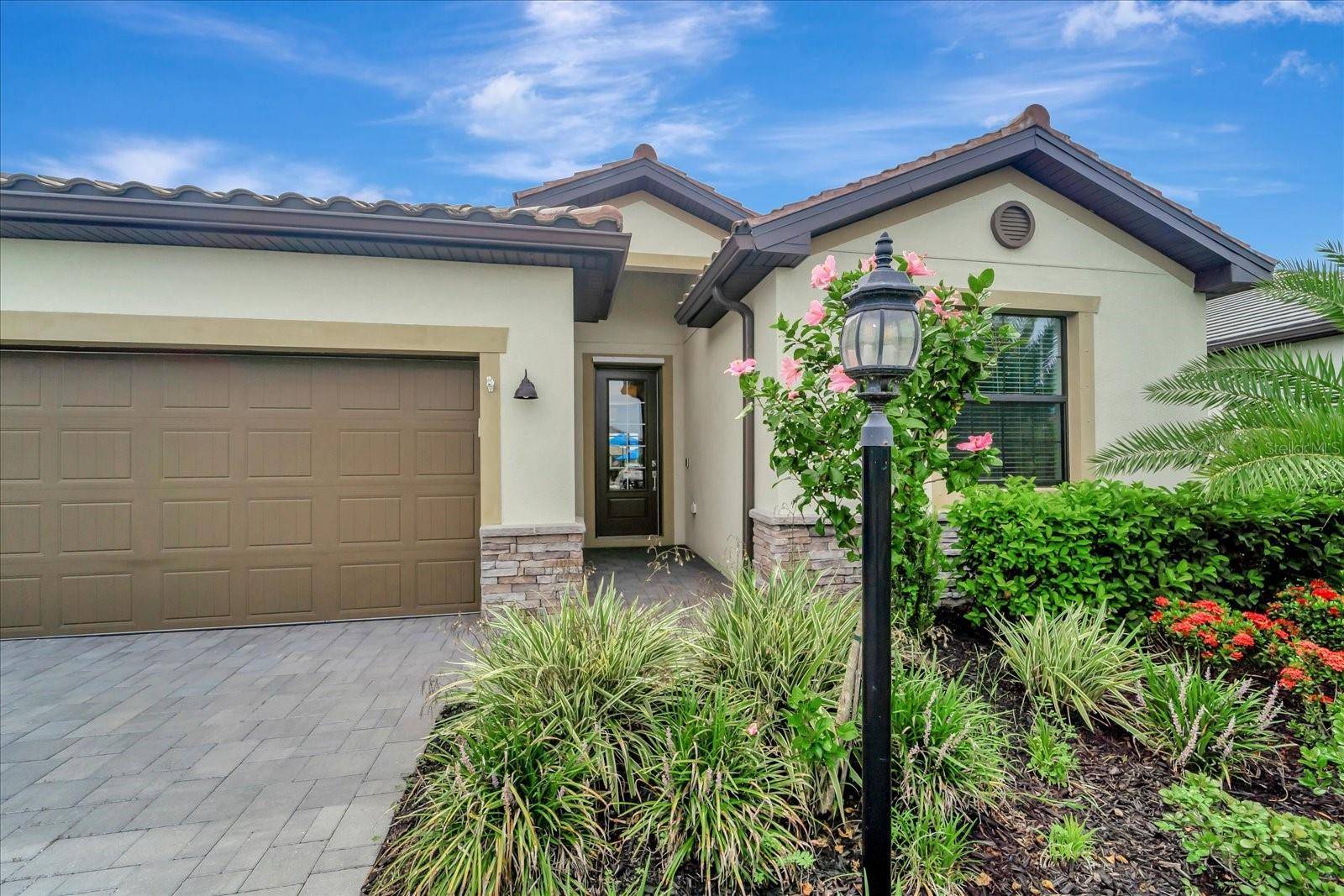 Bradenton, FL 34211,5327 CORAL REEF WAY