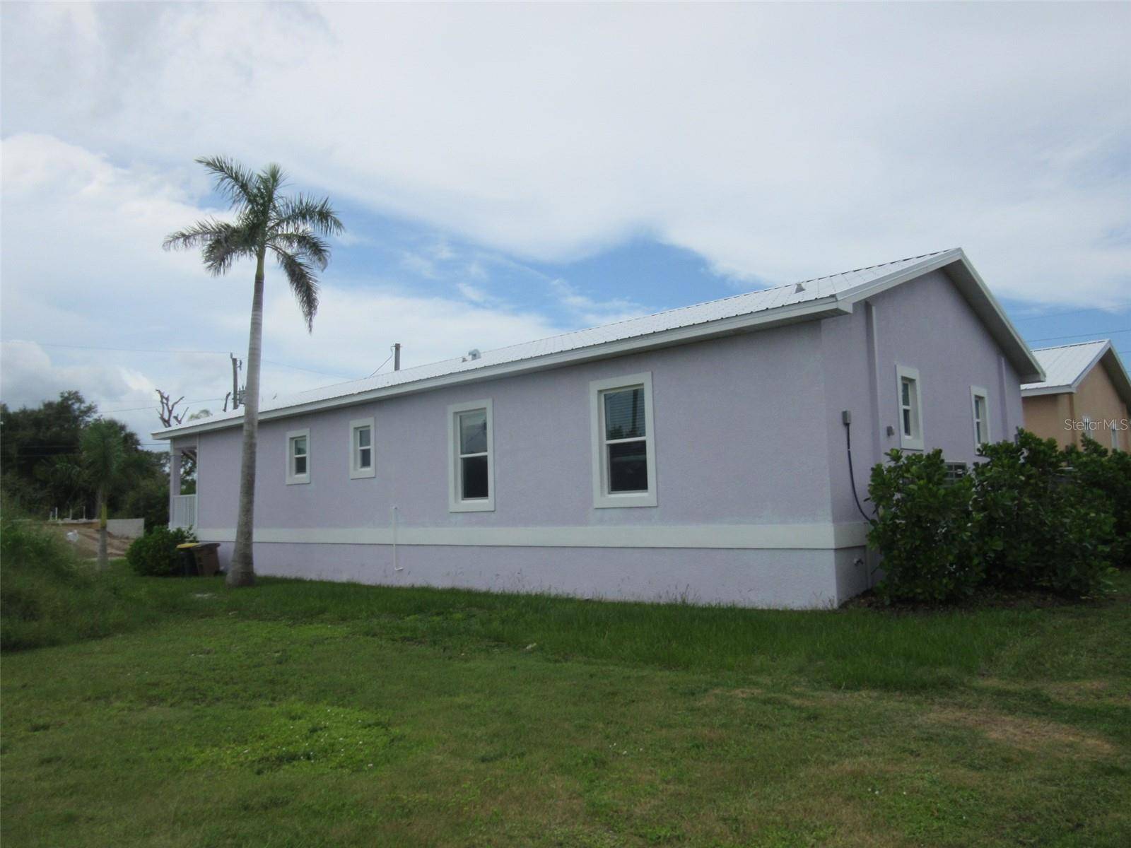 Punta Gorda, FL 33950,624 FITZHUGH AVE #112