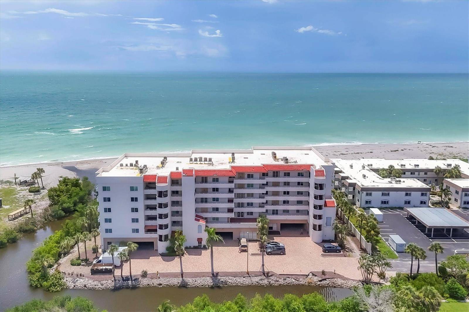 Venice, FL 34285,550 W FLAMINGO DR #401