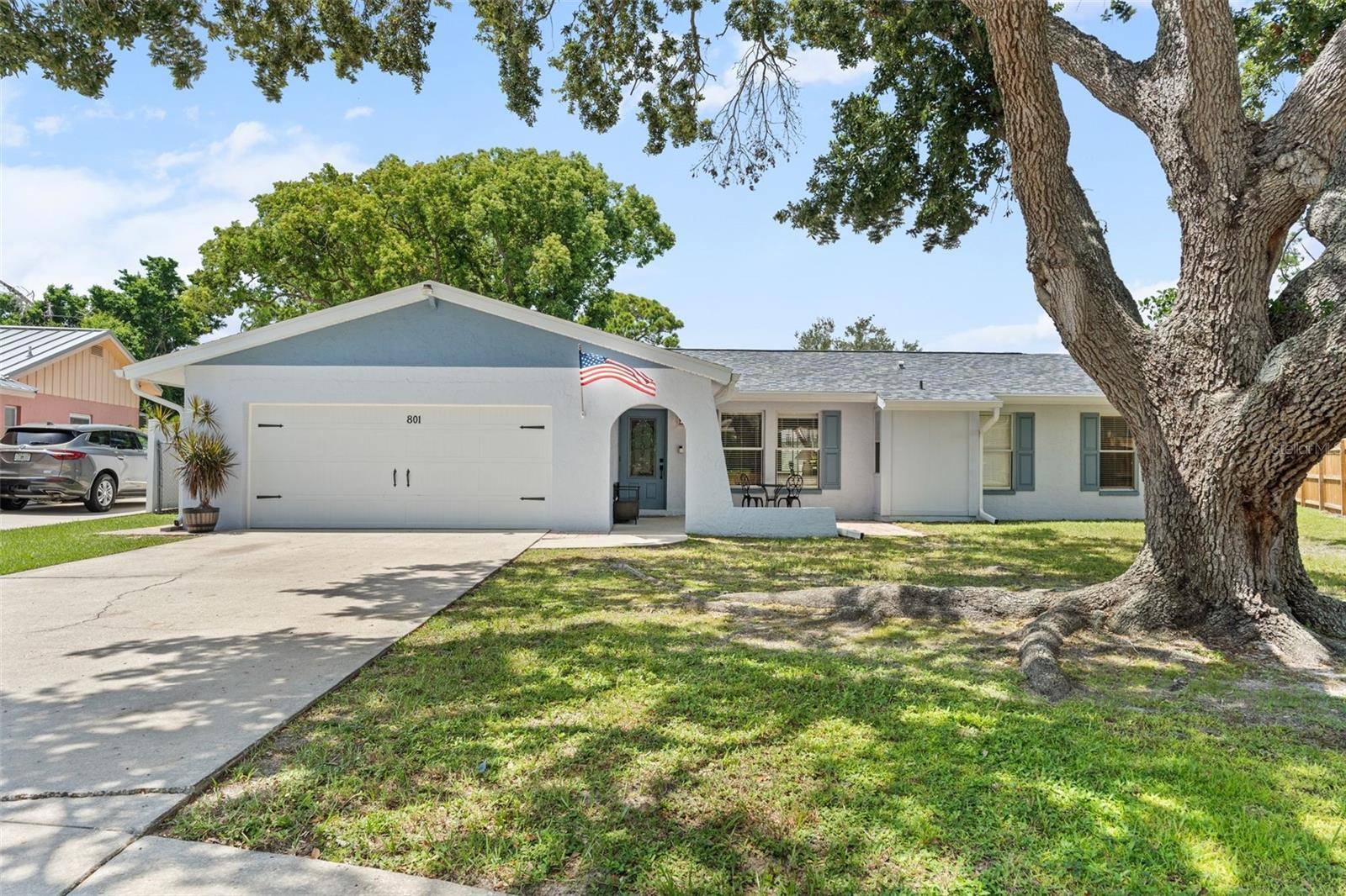 Sarasota, FL 34243,801 PONDEROSA PINE LN