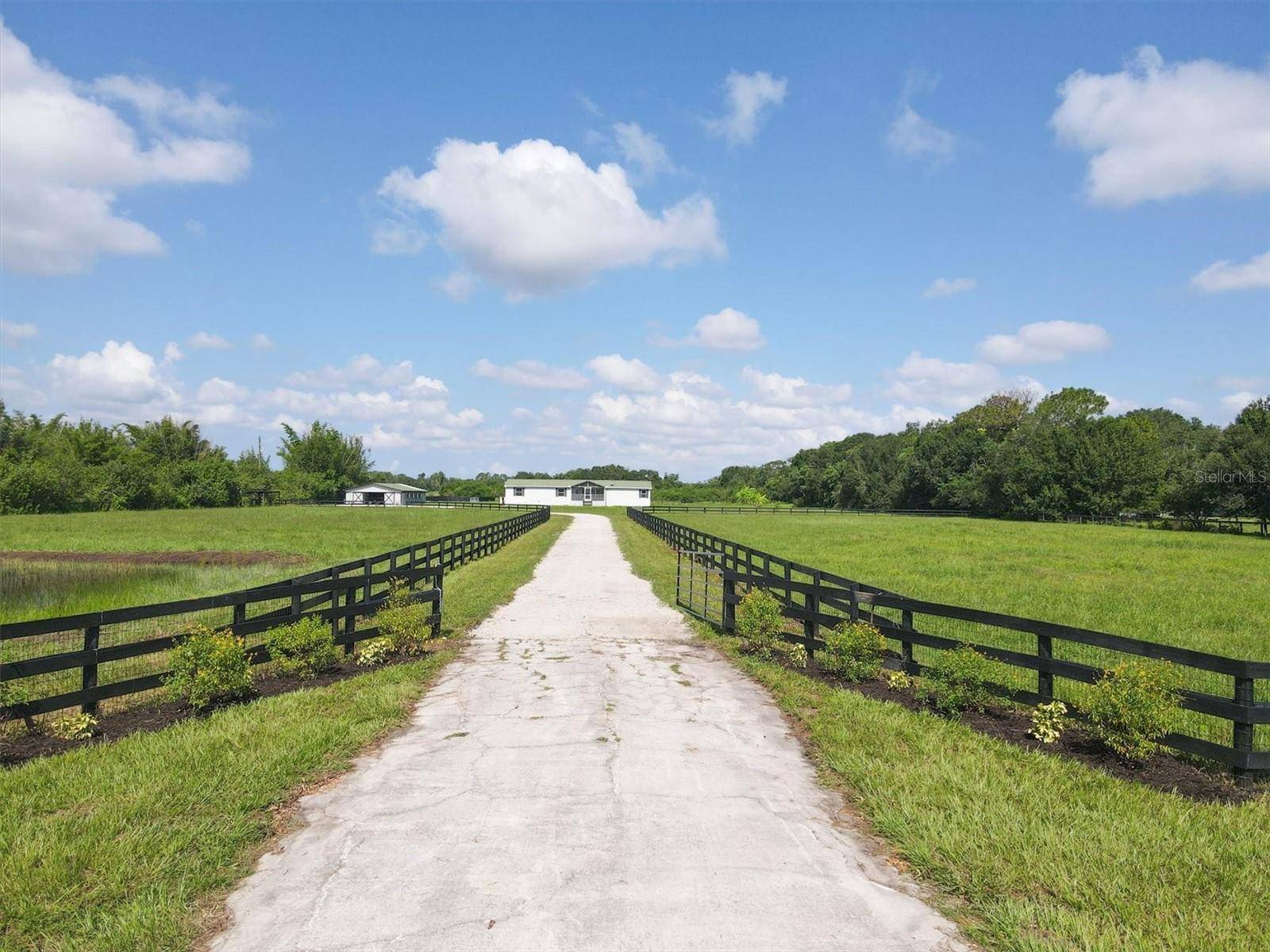 Bradenton, FL 34211,6020 COUNTY ROAD 675