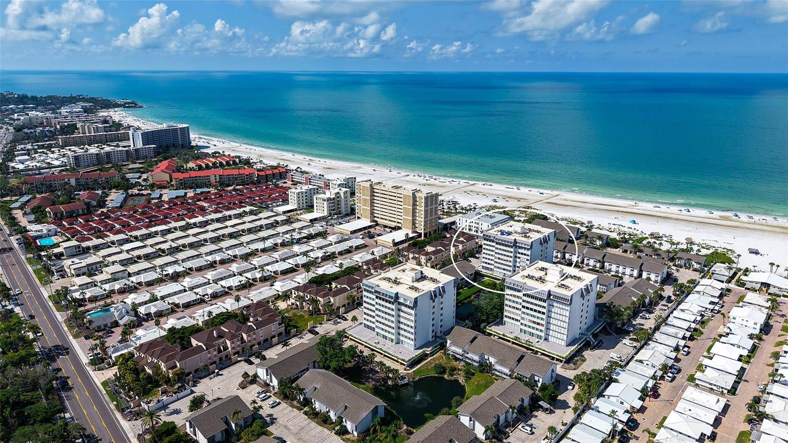 Sarasota, FL 34242,1055 W PEPPERTREE DR #106AA